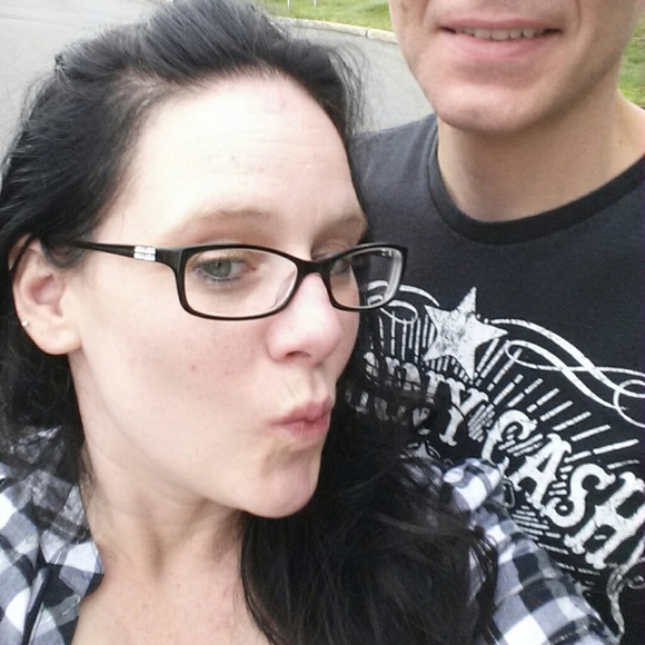 Meet your Posher, Sarah!! - Picture 6 of 7